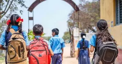 കോഴിക്കോട് കൂടുതല്‍ നിയന്ത്രണം; ഇനിയൊരു അറിയിപ്പുണ്ടാകുന്നതുവരെ വിദ്യാഭ്യാസ സ്ഥാപനങ്ങള്‍ക്ക് ഓണ്‍ലൈന്‍ ക്ലാസ്