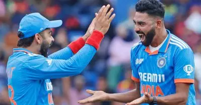 എണ്ണിയെണ്ണി തലയരിഞ്ഞ് സിറാജ്; ചീക്കുവിന്റെ മിയാന്റെ കരുത്തില്‍ ഇന്ത്യ നേടിയ കിരീടം, എങ്ങനെ മറക്കും
