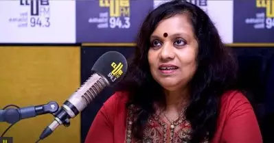 ലാലേട്ടന്റെ സിനിമ കണ്ട് കരയുന്ന ആളാണ് ഞാനെന്ന് ചിലര്‍ കളിയാക്കും; മിന്നല്‍ മുരളിയിലെ ഗുരുവിന്റെ ഇമോഷന്‍ മോണിറ്ററിലൂടെ കണ്ട് കരഞ്ഞിട്ടുണ്ട്: സോഫിയ
