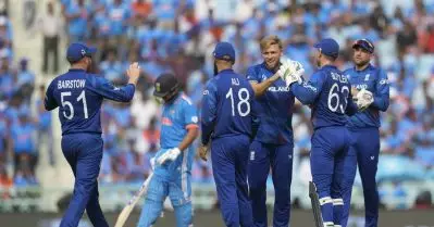 മോശം തുടക്കത്തിലും രക്ഷകനായി; ഇന്ത്യയെ തകര്‍ക്കാന്‍ ഇംഗ്ലണ്ടും