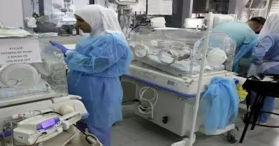 ആശുപത്രികളില്‍ മരുന്നോ വെള്ളമോ ഇല്ല; ഗസയില്‍ 120 നവജാതശിശുക്കള്‍ അപകടാവസ്ഥയില്‍