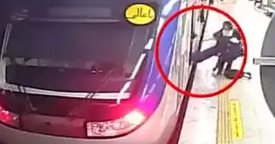 ഹിജാബ് ധരിച്ചില്ലെന്നാരോപിച്ച് മെട്രോയില്‍ ആക്രമണം: ഇറാനിയന്‍ പെണ്‍കുട്ടി ഗുരുതരാവസ്ഥയില്‍