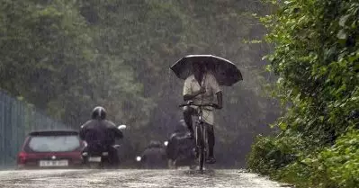 സംസ്ഥാനത്ത് അഞ്ച് ദിവസം കൂടി മഴ; കാലാവസ്ഥാ വകുപ്പിന്റെ പ്രവചനം