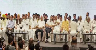 ബി.ജെ.പിയുടെ മാത്രം മൗത്ത് പീസാകരുത്; ഫേസ്ബുക്കിനും യൂട്യൂബിനും ഇന്ത്യയുടെ കത്ത്