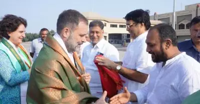 രാഹുലിന്റെയും പ്രിയങ്കയുടെയും വീഡിയോകളിലെ മുന്നറിയിപ്പ്; യൂട്യൂബും മോദിയുടെ കൈകളിലെന്ന് കോണ്‍ഗ്രസ്