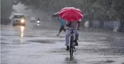 ഒറ്റപ്പെട്ട ശക്തമായ മഴ തുടരും; വിവിധ മേഖകലളില്‍ ജാഗ്രതാ നിര്‍ദേശം