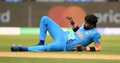 ഏഴ് വിജയങ്ങളുടെ ആഹ്ലാദത്തിനിടയില്‍, ഇന്ത്യന്‍ ക്യാമ്പിന് നിരാശ; ഹര്‍ദിക് പാണ്ഡ്യ ലോകകപ്പില്‍ നിന്നും പുറത്ത്