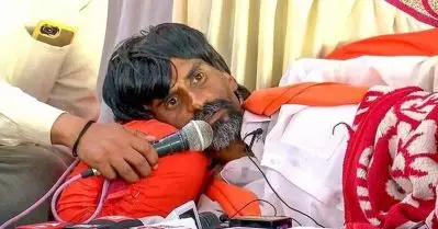 മറാത്ത സംവരണം; മനോജ് ജാരന്‍ഗെ ഉപവാസ സമരം പിന്‍വലിച്ചു.