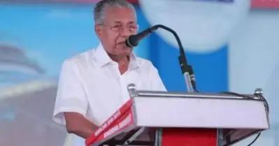 ഒരു ഭാഷ, ഒരു മതം തുടങ്ങിയ ഏകപക്ഷീയ മുദ്രാവാക്യങ്ങളുയര്‍ത്തുന്ന കേന്ദ്ര സര്‍ക്കാരിനെതിരെ നവകേരള സദസിൽ മുഖ്യമന്ത്രി