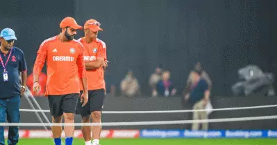 ഫൈനലില്‍ രണ്ടാമത് ബാറ്റ് ചെയ്യുന്നത് പ്രയാസകരമാണ്; പിച്ച് ക്യൂറേറ്റര്‍