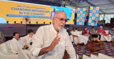 പരമ്പരാഗത മാധ്യമങ്ങളെക്കാള്‍ യഥാര്‍ത്ഥ വസ്തുതകള്‍ പുറത്തുകൊണ്ടുവരുന്നത് സമൂഹമാധ്യമങ്ങള്‍: ശശികുമാര്‍