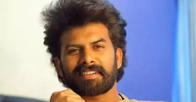അവരുടെ അഭിനയം മോണിറ്ററിൽ കണ്ടാൽ വൗ എന്ന് പറഞ്ഞ് പോവും, അതൊരു ട്രൂ ആർട്ടിസ്റ്റ് ആണ്: സണ്ണി വെയ്ൻ