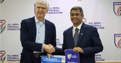 ഇന്ത്യന്‍ ഫുട്‌ബോള്‍ അധികം വൈകാതെ വളരും; പ്രതീക്ഷകള്‍ പങ്കുവെച്ച് ആഴ്‌സീന്‍ വെങ്ങര്‍