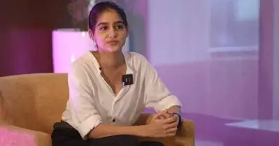 കംഫർട്ടബിൾ അല്ലെങ്കിലും ഞാൻ അത് ചെയ്യാൻ തയ്യാറാണ്, എനിക്കതിന് കഴിയും: അനശ്വര രാജൻ