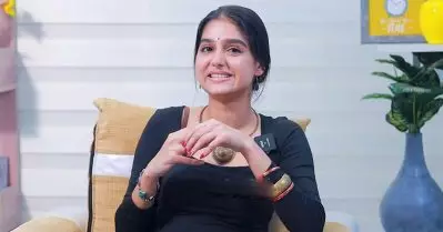 വ്യക്തിപരമായ രീതിയിൽ അറ്റാക്ക് ചെയ്യുന്നത് പ്രശ്നമില്ല; എന്റെ അഭിനയത്തെ പറ്റി പറയുമ്പോഴാണ് പ്രശ്നം: അനശ്വര രാജൻ