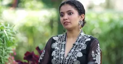 ‘ലൊക്കേഷനിൽ എല്ലാവരും ആ ഭാഷയില്ലാതെ വേറെയൊന്നും പറയുന്നില്ല; ഇംഗ്ലീഷുമില്ല, മലയാളവുമില്ല; എനിക്ക് നല്ല ടെൻഷൻ ഉണ്ടായിരുന്നു’