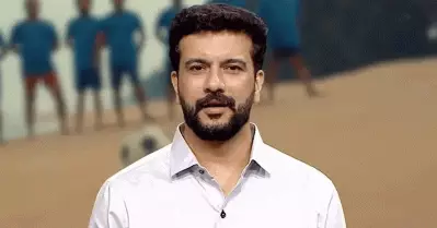 എബ്രിഡ് ഷൈനോ മാര്‍ട്ടിന്‍ പ്രക്കാട്ടോ ആയിരുന്നെങ്കില്‍ പ്രശ്‌നമില്ല; ഞാന്‍ സിനിമ ചെയുമ്പോള്‍ അതൊരു ബാധ്യതയാണ്: രമേശ് പിഷാരടി