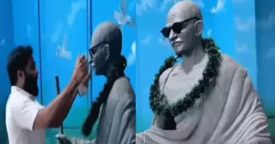 ഗാന്ധിയെ അപമാനിച്ചുവെന്ന് പരാതി; എസ്.എഫ്.ഐ നേതാവിനെതിരെ കേസെടുത്ത് പൊലീസ്
