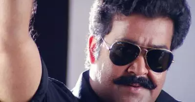 സ്ഫടികം സിനിമയില്‍ ഞാന്‍ മുണ്ടഴിച്ച് പൊലീസുക്കാരനെ തല്ലിയത് കണ്ട് അതുപോലെ ചെയ്താല്‍ ശരിയാകുമോ: മോഹന്‍ലാല്‍