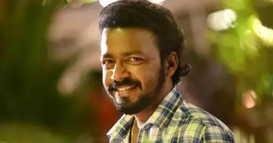 അയാള്‍ എന്നോട് പറഞ്ഞു, ഞാനും നിങ്ങളെപ്പോലെ തന്നെയാണ്, കാണാന്‍ ഒരു മെനയുമില്ലെന്ന്: വിഷ്ണു ഉണ്ണികൃഷ്ണന്‍