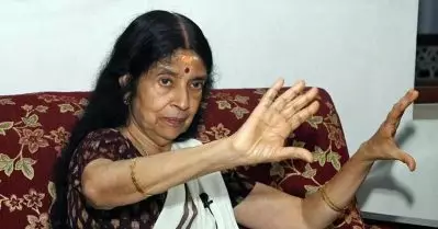 മുന്‍ ‘തമ്പുരാട്ടി’ യുടെ ഏഴ് രാജ കല്‍പനകള്‍