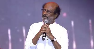 അന്ന് ഞാൻ ആദ്യമായി പൊട്ടിക്കരഞ്ഞു; കൂലിപ്പണി ചെയ്തിരുന്ന കാലത്തെ ഓർത്തെടുത്ത് രജിനികാന്ത്