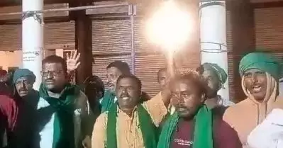 ദൽഹി മാർച്ചിൽ പങ്കെടുക്കാൻ പുറപ്പെട്ട 70 കർഷകരെ ട്രെയിനിൽനിന്ന് പിടിച്ചിറക്കി; ഭോപ്പാലിൽ തടങ്കലിൽ