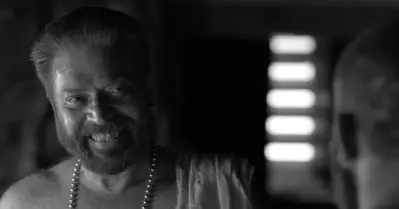 കുടുംബത്തിന്റെ സല്‍പ്പേരിനെ ബാധിക്കും, ഭ്രമയുഗത്തിന്റെ സെന്‍സര്‍ സര്‍ട്ടിഫിക്കറ്റ് പിന്‍വലിക്കണമെന്ന് കുഞ്ചമണ്‍ ഇല്ലക്കാര്‍ ഹൈക്കോടതിയില്‍