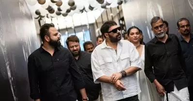 സിനിമ ബ്ലാക്ക് ആന്‍ഡ് വൈറ്റല്ലേ, അപ്പോള്‍ ഡ്രസ്സും അതുപോലെ ആകട്ടെയെന്ന് ഭ്രമയുഗം ടീം