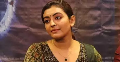 ആ നടൻ പരിചയപ്പെടാൻ കൈ കാണിച്ചപ്പോൾ, സോറി കൈ തരാൻ പറ്റില്ലെന്ന് ഞാൻ പറഞ്ഞു: ദുർഗ കൃഷ്ണ