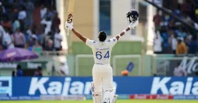 സ്വന്തം ജേഴ്‌സിയിലുണ്ട് അവന്റെ റേഞ്ച് എന്താണെന്ന്
