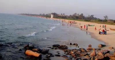 മംഗലാപുരത്ത് മലയാളി യുവാവിനും യുവതിക്കും നേരെ ഹിന്ദുത്വ സംഘടനാ പ്രവര്‍ത്തകരുടെ ആക്രമണം; കേസെടുത്ത് പൊലീസ്