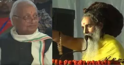 കേരളത്തിന് സാക്ഷരതയുണ്ടായിട്ട് എന്ത് കാര്യം?; ആരിഫ് മുഹമ്മദ്‌ ഖാൻ വേദിയിലിരിക്കെ സദ്ഗുരു റിതേശ്വർ മഹാരാജിന്റെ വിമർശനം
