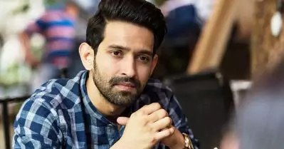 ‘മാപ്പ്, ഹിന്ദു സമൂഹത്തെ അപകീർത്തിപ്പെടുത്താൻ ഉദ്ദേശിച്ചിട്ടില്ല’; പോസ്റ്റ് പിൻവലിച്ച് വിക്രാന്ത് മാസേ