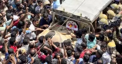 ‘വയനാട് കത്തിക്കണം’; പുല്‍പള്ളിയിലെ സംഘര്‍ഷങ്ങള്‍ക്ക് പിന്നില്‍ ഗൂഢാലോചനയുണ്ടായെന്ന് റിപ്പോര്‍ട്ട്