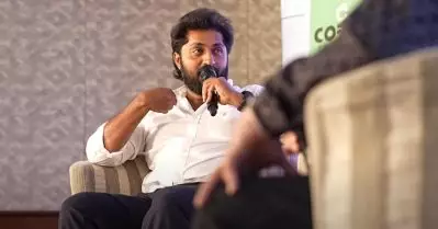 അച്ഛനെ കുറിച്ച് നല്ലത് പറയുമ്പോഴേക്ക് ആ പരിപാടി തീര്‍ന്നുപോയി: ധ്യാന്‍ ശ്രീനിവാസന്‍