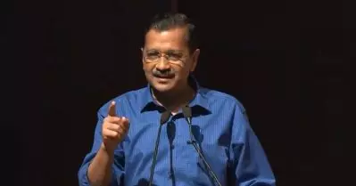 മോദി ഭക്തരായ ഭര്‍ത്താക്കന്‍മാര്‍ക്ക് ഭക്ഷണം നല്‍കരുത്; രാജ്യത്തെ വനിതാ വോട്ടര്‍മാരോട് കെജ്‌രിവാള്‍