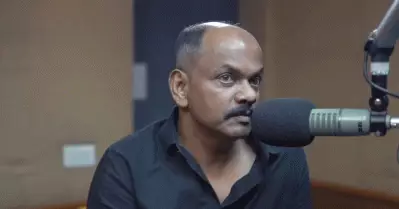 ഞാൻ വീട്ടിൽ ശ്രീനിയേട്ടന്റെ ഫോട്ടോ വെച്ചിട്ടുണ്ട്, കാരണം ആ പേരിലാതെ എനിക്ക് സംസാരിക്കാൻ കഴിയില്ല: റോഷൻ ആൻഡ്രൂസ്