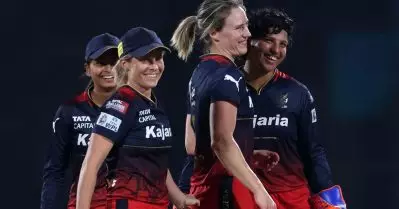 ഡബ്ല്യു.പി.എല്ലില്‍ എല്ലിസ് പെറിയുടെ താണ്ഡവം; മുംബൈയെ 113ന് വീഴ്ത്തി തകര്‍പ്പന്‍ റെക്കോര്‍ഡ് സ്വന്തമാക്കി