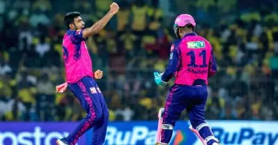 ബൗണ്ടറി കൊടുക്കാതെ റെക്കോഡോ? രാജസ്ഥാന്റെ സ്പിന്‍ മാന്ത്രികന്‍ അമ്പരപ്പിച്ചു