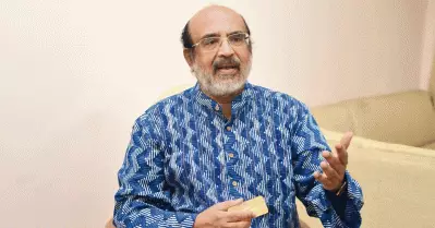 തെരഞ്ഞെടുപ്പ് ചട്ടലംഘനം; തോമസ് ഐസക്കിന് നോട്ടീസയച്ച് പത്തനംതിട്ട ജില്ലാ കളക്ടര്‍