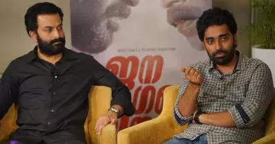 ആ സിനിമ കണ്ടതോടെ എത്ര ഗ്രേറ്റായ നടനാണ് പൃഥ്വിയെന്ന് മനസിലായി; അന്ന് ഞാന്‍ തകര്‍ന്നുപോയി: ഡിജോ ജോസ് ആന്റണി