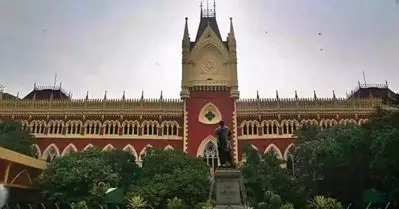 മുര്‍ഷിദാബാദിലെ രാമനവമി അക്രമം; ബെര്‍ഹാംപൂരിലെ തെരഞ്ഞെടുപ്പ് മാറ്റിവെക്കാന്‍ ആവശ്യപ്പെട്ട് കൊല്‍ക്കത്ത ഹൈക്കോടതി