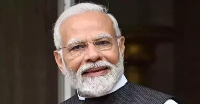 തന്നേക്കാള്‍ നന്നായി രാഹുലിനെ പരിഹസിക്കുന്നത് പിണറായി വിജയന്‍; മുഖ്യമന്ത്രിയുടെ പ്രസംഗം ഏറ്റുപിടിച്ച് മോദി