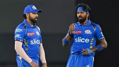 പാണ്ഡ്യക്ക് വമ്പന്‍ തിരിച്ചടി, ഇനി പുറത്തിരിക്കേണ്ടി വരും; മിക്കവാറും രോഹിത് ക്യാപ്റ്റനാകും