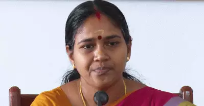 പൊലീസില്‍ 60 ശതമാനവും മോദി ഫാന്‍സ്; പിണറായിയെ കാണുമ്പോള്‍ അരിവാളുപോലെ വളയില്ല: ശോഭ സുരേന്ദ്രന്‍