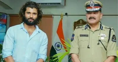 തന്റെ സിനിമകളെ മനഃപൂര്‍വം ഡീഗ്രേഡ് ചെയ്യുന്നു, സൈബര്‍ പൊലീസില്‍ പരാതി നല്‍കി വിജയ് ദേവരകൊണ്ട