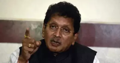 പാഠ്യപദ്ധതിയിൽ മനുസ്മൃതി ഉൾപ്പെടുത്തുന്നതിൽ നിന്ന് പിന്മാറി മഹാരാഷ്ട്ര സർക്കാർ