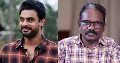ടൊവിനോ ഒരു റെയര്‍ സ്‌പെസിമെന്‍; താരത്തിനെതിരെയുള്ള ആരോപണങ്ങള്‍ ബാലിശവും വസ്തുതാ വിരുദ്ധവും: ഡോ. ബിജു