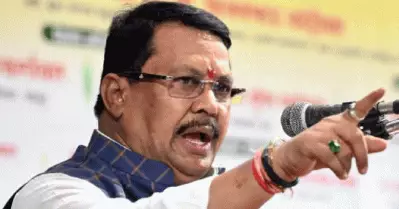 ‘ഹേമന്ത് കര്‍ക്കരയെ കൊലപ്പെടുത്തിയത് അജ്മല്‍ കസബല്ല, ആര്‍.എസ്.എസുകാരനായ പൊലീസ്’; വിവാദത്തിലായി കോണ്‍ഗ്രസ് നേതാവ്